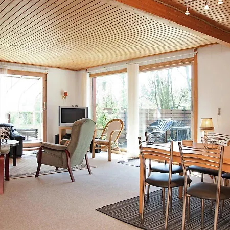 Three-bedroom Holiday In Nakskov 2 度假居 Knubbeløkke