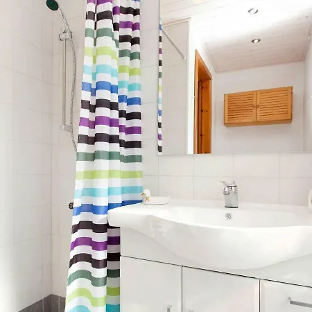 Three-bedroom Holiday In Nakskov 2 * Knubbeløkke
